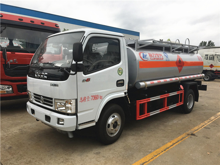 Dongfeng 4x2 5000L Mobile Fuel Tank Truck