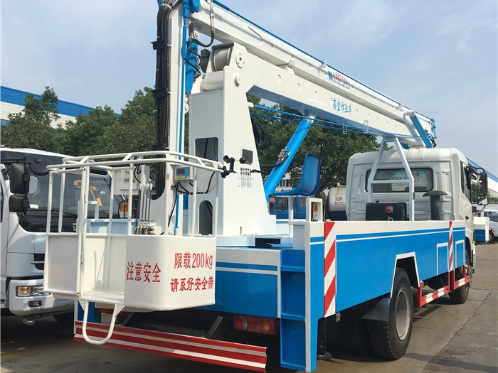 Dongfeng TIANJIN 4x2 20-22M Aerial Work Platform Truck