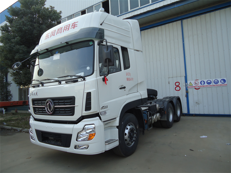 Dongfeng Tianlong 6x4 375HP Tractor Truck