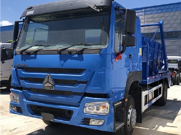 SINOTRUK HOWO 4x2 10m3 Skip Loader Garbage Truck