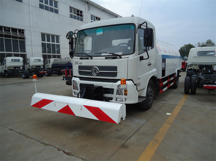 Dongfeng Tianjin 4x2 High-pressure Jetting Truck