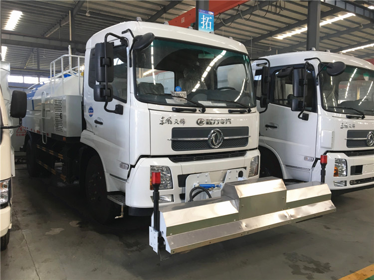 Dongfeng Tianjin 4x2 High-pressure Jetting Truck