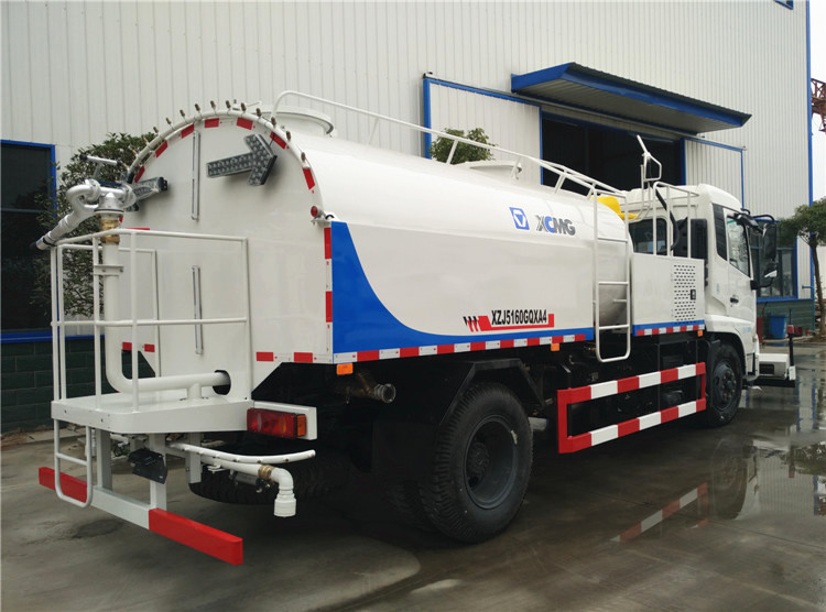 Dongfeng Tianjin 4x2 High-pressure Jetting Truck