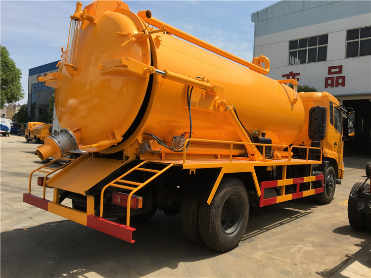 Dongfeng Tianjin 4x2 10000L Sewage Suction Truck