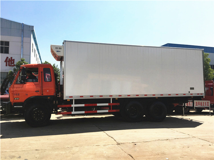 Dongfeng 6x4 20T Refrigerated Van Truck