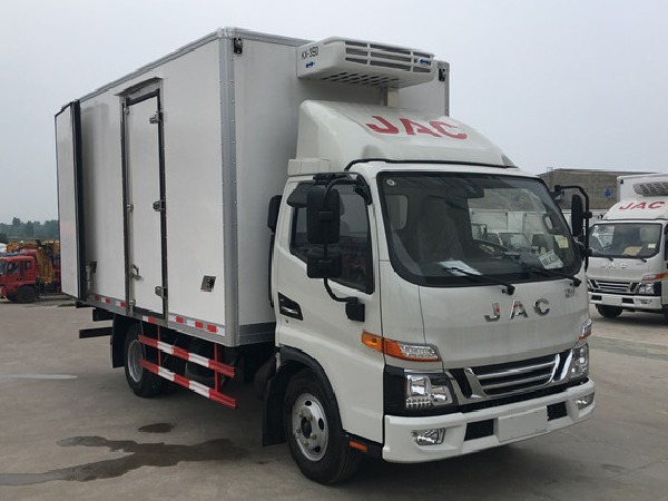 JAC V5 4x2 4-5T Refrigerated Van Truck