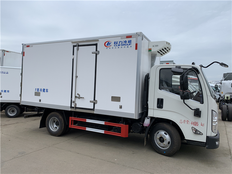 JMC Kaiyun 4x2 3-5T Refrigerated Truck