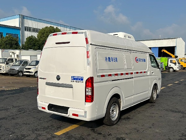 FOTON G7 4x2 Mini Refrigerated Van