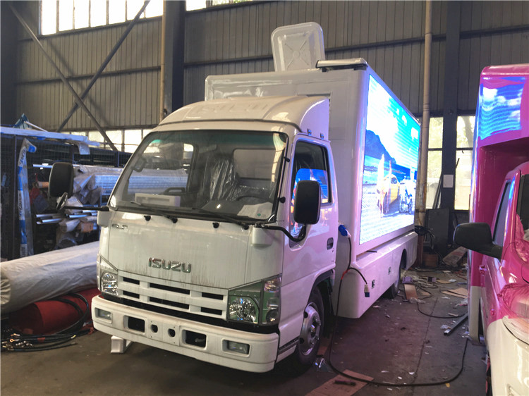 ISUZU P100 4x2 LED Advertising Truck