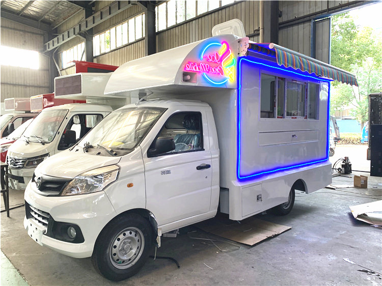 FOTON 4x2 Mini Mobile Food Truck