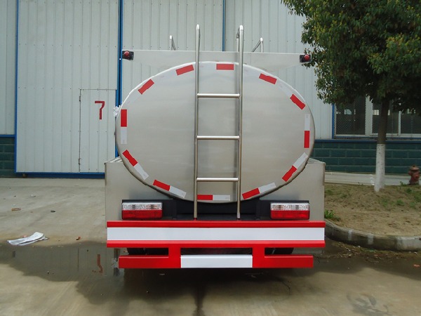 Dongfeng FRK 4x2 5500L Fresh Milk Transport Truck