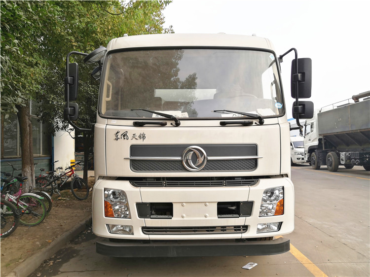 Dongfeng Tianjin 4x2 22m3 Bulk Feed Truck