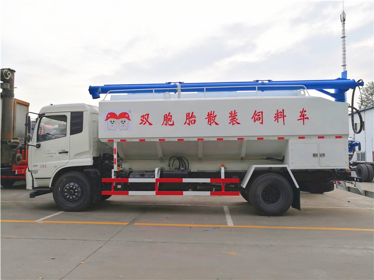 Dongfeng Tianjin 4x2 22m3 Bulk Feed Truck