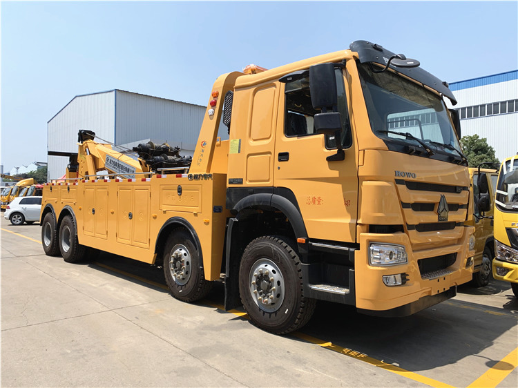 SINOTRUK HOWO 8x4 30T Wrecker Towing Truck