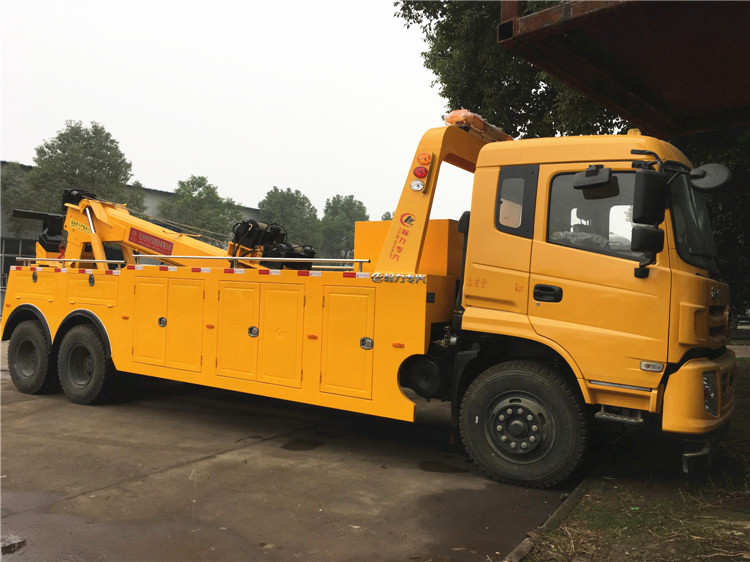 DONGFENG 6x4 Heavy Duty Wrecker Tow Truck