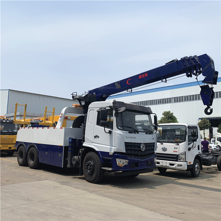 Dongfeng 6x4 20T Wrecker Truck With Crane