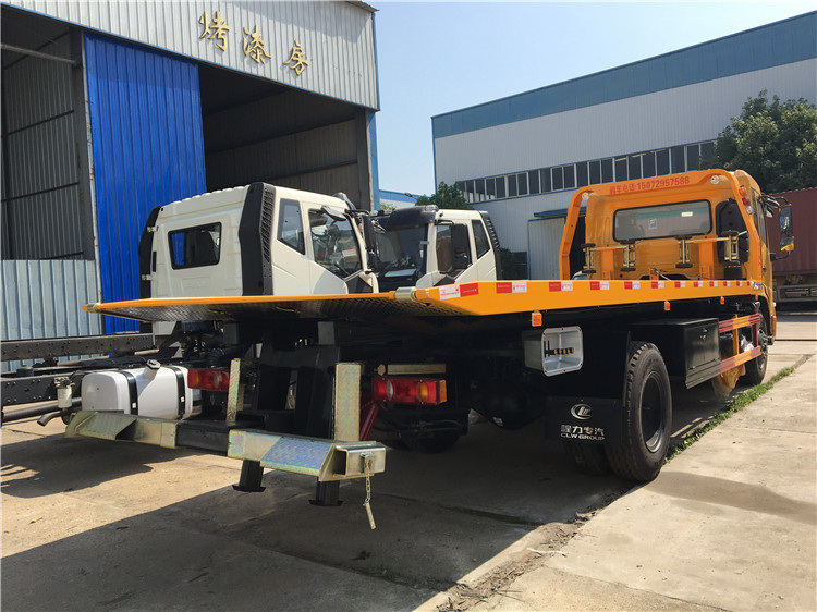 Dongfeng KR 4x2 8T Flatbed Wrecker Truck