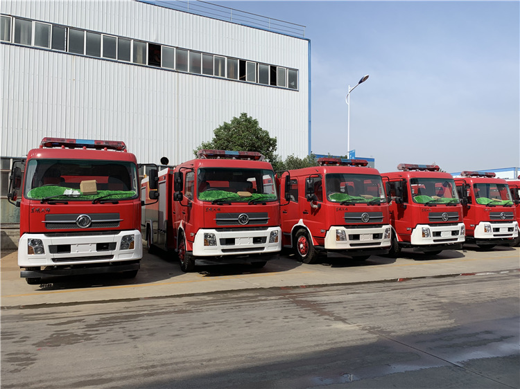 Dongfeng Tianjin 4x2 6000L Fire Fighting Truck