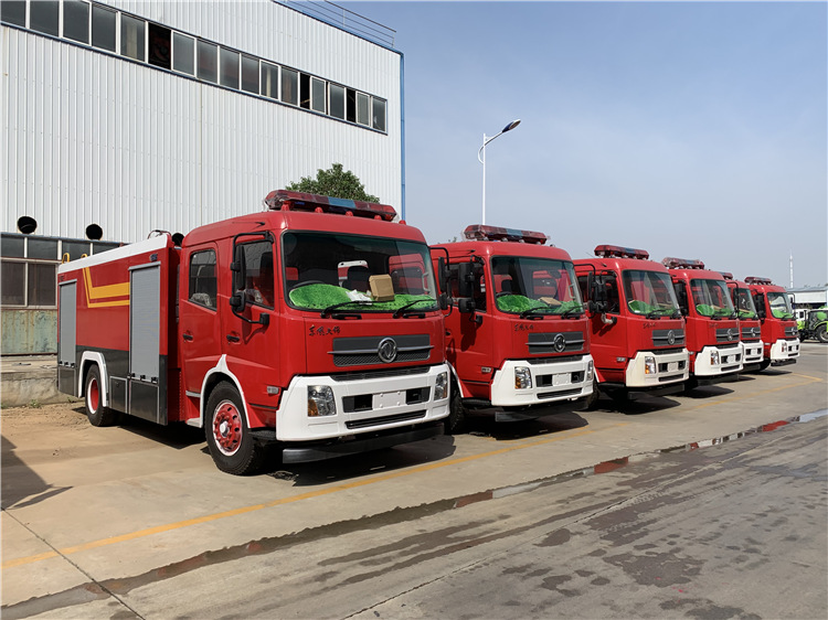 Dongfeng Tianjin 4x2 6000L Fire Fighting Truck