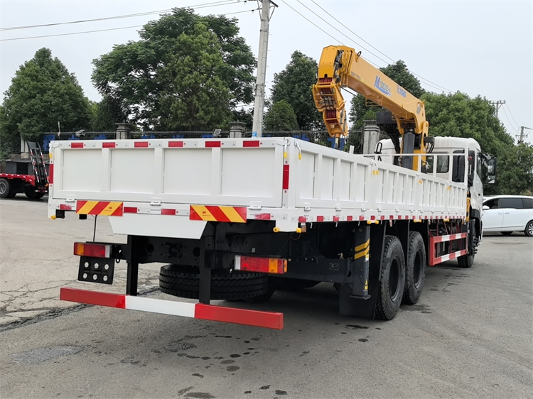 DONGFENG KC 6x4 18 Ton Lorry Truck Mounted Crane